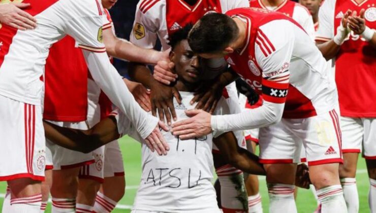 Ajax’ın yıldızı Kudus, attığı gol sonrası depremde hayatını kaybeden Atsu’yu andı