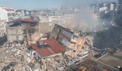 Avrupa’dan depremzedelere yardımlar sürüyor