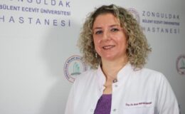 Baş ağrısı için sık ilaç kullananlara ‘baş ağrısı günlüğü’ tavsiyesi