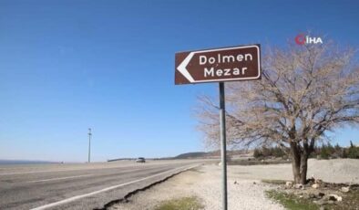 Binaları yerle bir eden deprem, Dolmen mezarlara hasar vermedi