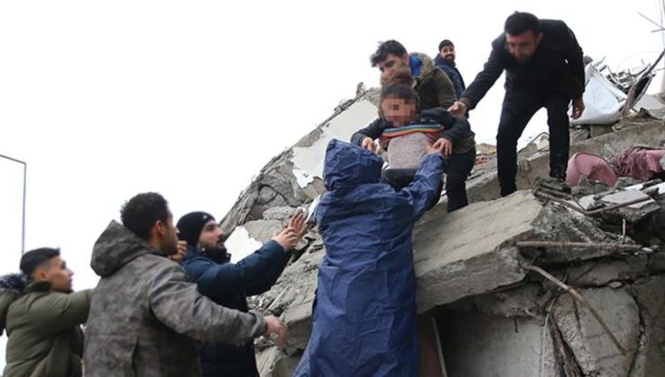 Deprem bölgesindeki “kayıp çocuk” iddialarına Bakan Yanık’tan yanıt: Böyle bir durum söz konusu değil