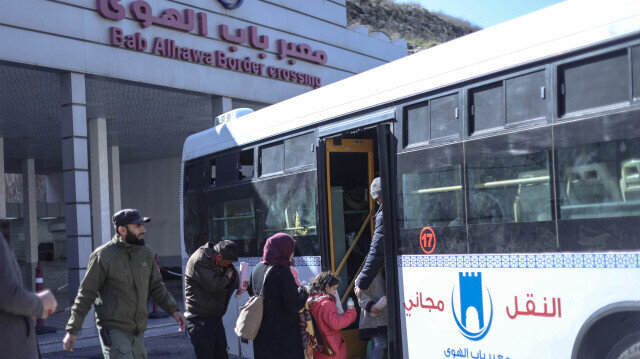 Depremden dolayı ülkelerine geri dönüyorlar: Acılarını da beraberinde götürüyorlar