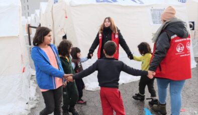 Depremden Etkilenen Çocuklara Nasıl Yaklaşmalıyız ?