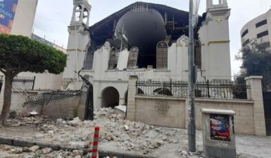 Depremin acısını hisseden illerden olan Hatay’da tarihi Antakya Rum Ortadoks Kilisesi’nde tahribat oluştu