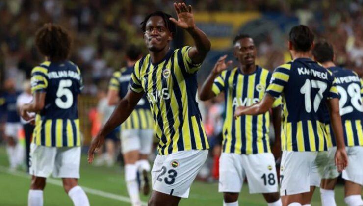 Fenerbahçe’de cezalı Batshuayi’nin yerine Joshua King, Konyaspor maçında ilk 11’de forma giyecek