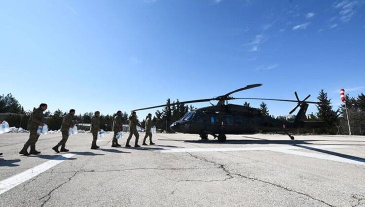 Gaziantep’te depremzedelere askeri helikopterlerle yardım malzemesi ulaştırıldı