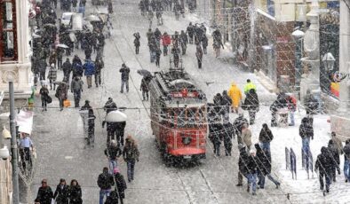 İstanbul’da okullar tatil mi? 6 Şubat Pazartesi İstanbul’da okullar tatil edildi mi? Son durum ne?