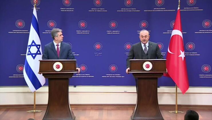 Mevlüt Çavuşoğlu: “Deprem Zamanındaki Dayanışmamız Yunanistan ile Yeni Bir Sayfa Açmamıza da Umarım Vesile Olur”