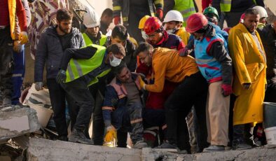 Survivors pulled from rubble after devastating earthquake in Turkey and Syria