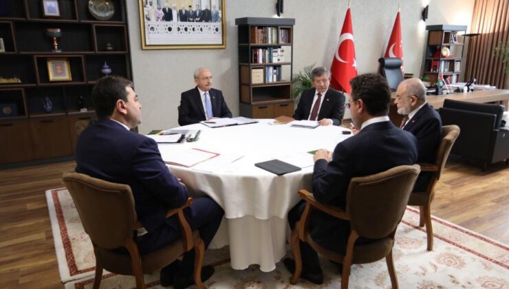 6’lı Masa’nın toplantısından ilk kareler geldi, duvardaki fotoğraf dikkat çekti