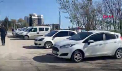 Antalya’da yol çöktü! Trafiğe kapatılan yol otopark olarak kullanıldı