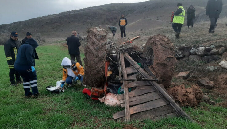 Çorum’da şarampole devrilen traktörün altında kalan çiftçi öldü