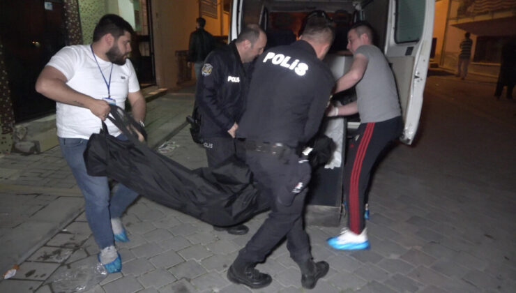 Denizli’de bir kadın eşini göğsünden ve karnından bıçaklayarak öldürdü