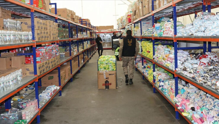 Deprem bölgesinde malzeme ihtiyacı sürüyor