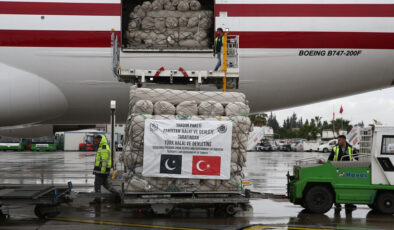 Deprem bölgesine çadır yardımı! Pakistan’dan 4 bin çadır gönderildi