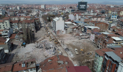 Depremin izleri siliniyor! Malatya’da yıkılan 460 binanın enkazı kaldırıldı