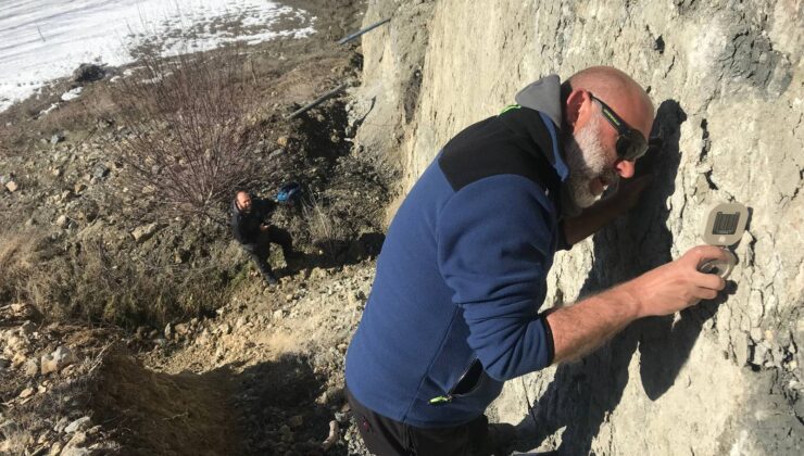 DEÜ’lü Jeoloji ve Jeofizik Mühendislerinden Depremler Sonrası Saha Çalışması