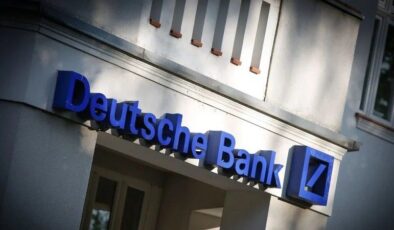 Deutsche Bank hisselerinde sert düşüş: Kriz büyüklere mi sıçradı?