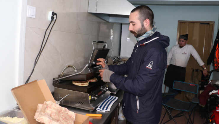 Eskişehir’de motosikleti çalınan kurye, hırsızın üzerine atlayarak etkisiz hale getirdi