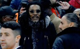 Galatasaray’ın eski savunmacısı Rigobert Song, Kasımpaşa maçını tribünden izledi