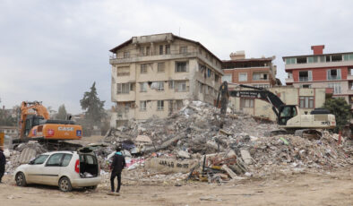 Hatay’ın Defne ilçesinde hasar tespit çalışmaları tamamlandı