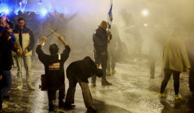 İsrail polisi: Protestoların kontrolünü kaybettik