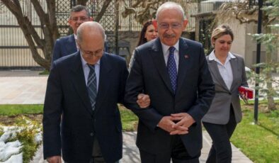 Kemal Kılıçdaroğlu, 10. Cumhurbaşkanı Ahmet Necdet Sezer ile görüştü