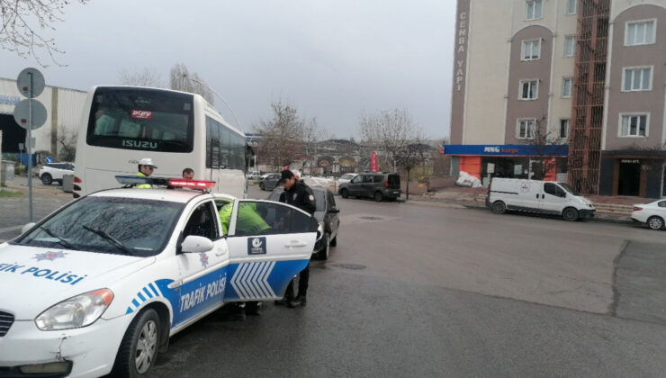 Kocaeli’nde iki aracın çarpışması sonucu 1 kişi yaralandı