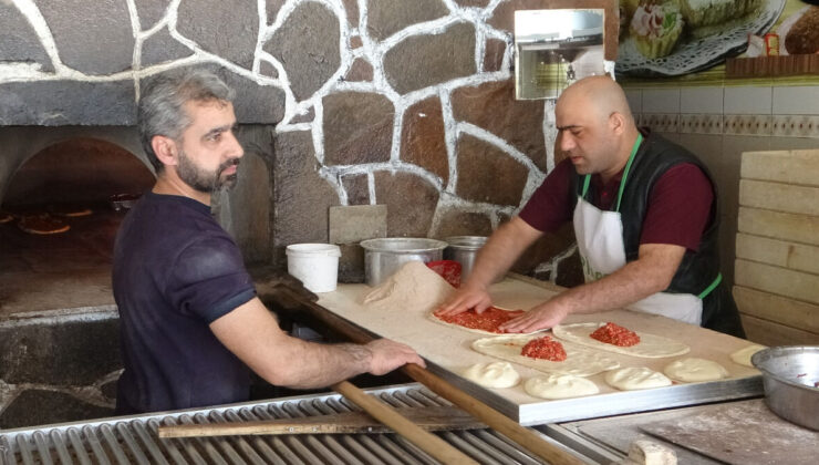 Malatya’da depremin ardından son durum! Esnaf kepenk açtı