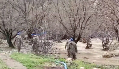 Şanlıurfa’da Mehmetçik sel bölgesinde çalışmalara devam ediyor