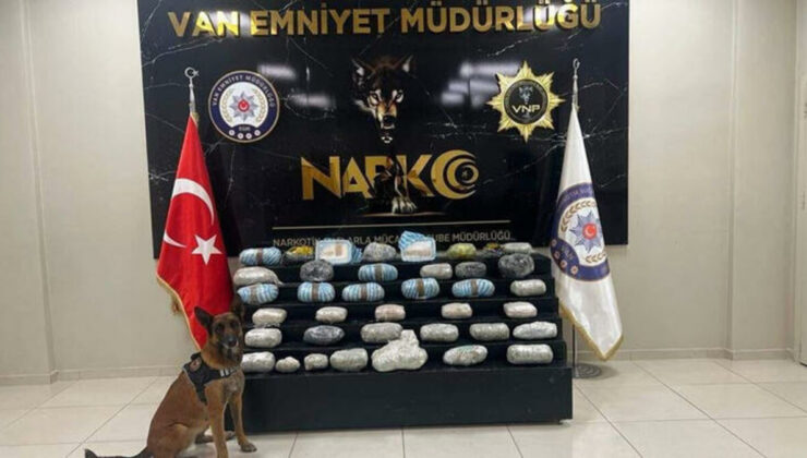 Van’da ‘Bobi’ ile aramada 31 kilo 770 gram uyuşturucu ele geçirildi