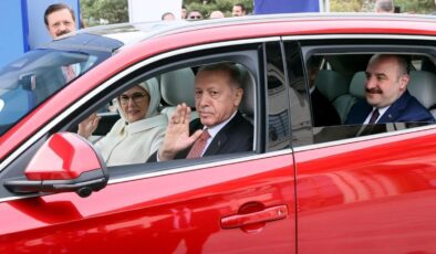 Emine Erdoğan’a teslim edilen Togg’un parasını kim ödedi? Merak edilen soru yanıt buldu