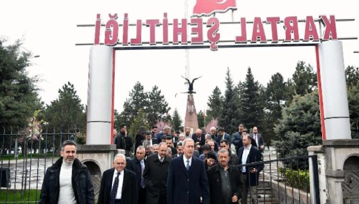 Kayseri protokolünden şehitlere anlamlı ziyaret