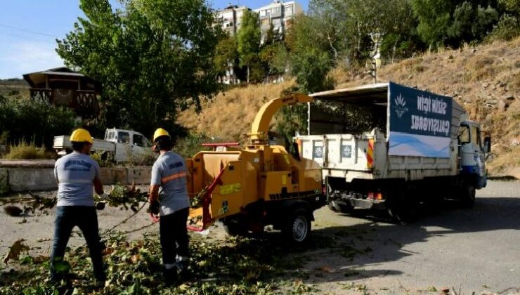 Karabağlar’da budanan dallar gübreye dönüşüyor